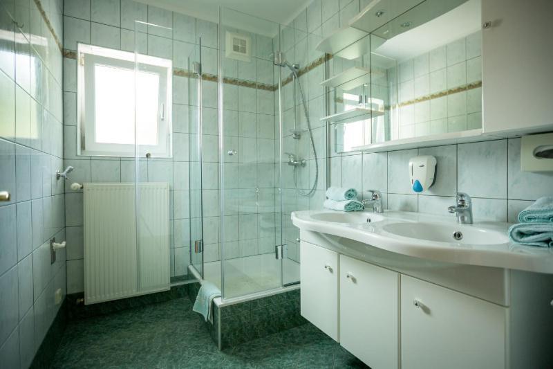 Appartements Caroline Ossiach Eksteriør billede