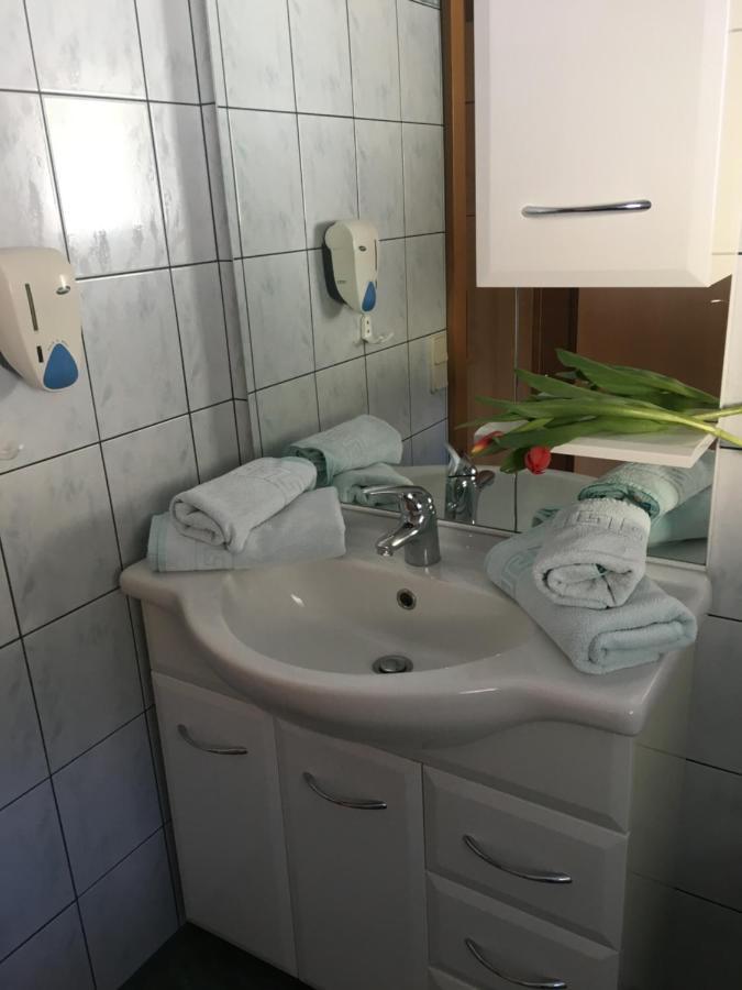 Appartements Caroline Ossiach Eksteriør billede